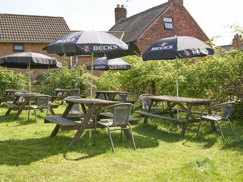 The Old Ship Inn Lowdham المظهر الخارجي الصورة